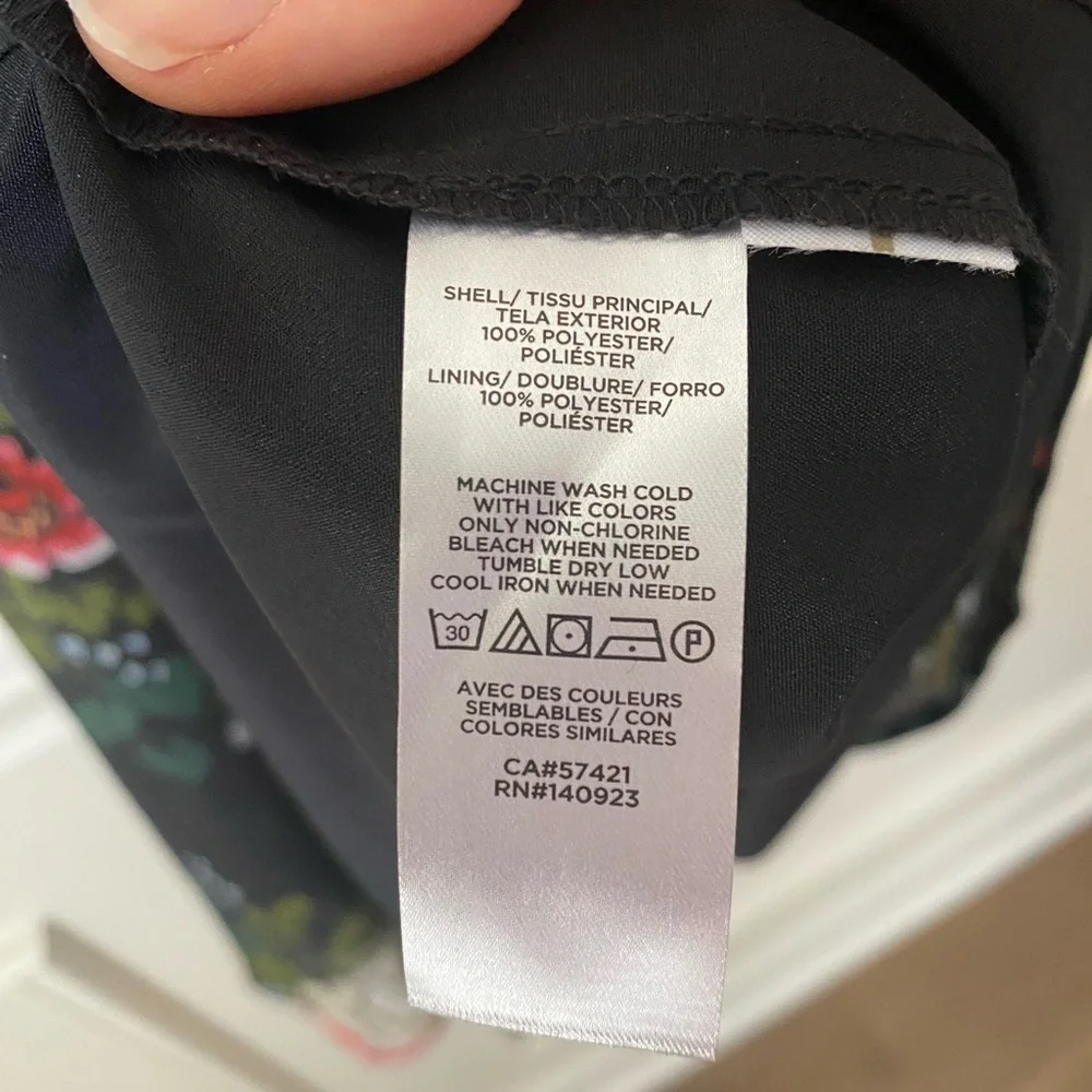 Long sleeve Loft dress - Picture 2 of 6